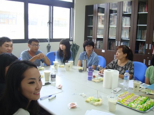 學生互動情形(另開新視窗/jpg檔)圖片