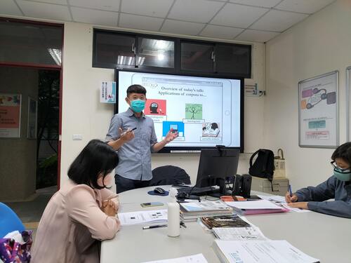 黃平宇老師說明語料庫的搜尋種類(另開新視窗/jpg檔)圖片