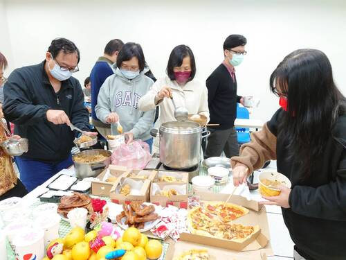 享用美食(另開新視窗/jpg檔)圖片