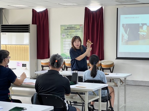 講師介紹竹板(另開新視窗/jpg檔)圖片