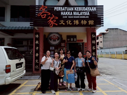 11於客家文化博物館合影(另開新視窗/jpg檔)圖片