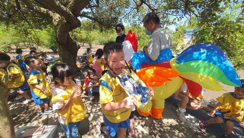 小朋友說：食忒𠊎一尾，還有千千萬萬尾。(另開新視窗/jpg檔)圖片