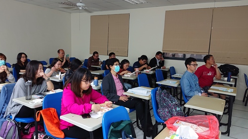 與會同學專心聽講(另開新視窗/jpg檔)圖片